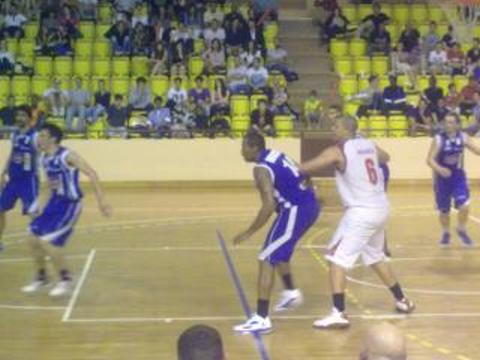 1/4 Finale P-O / Match RETOUR/ Ven 11/05/12 : MONACO - FCMB : 76 - 65 - Page 12 Asm13